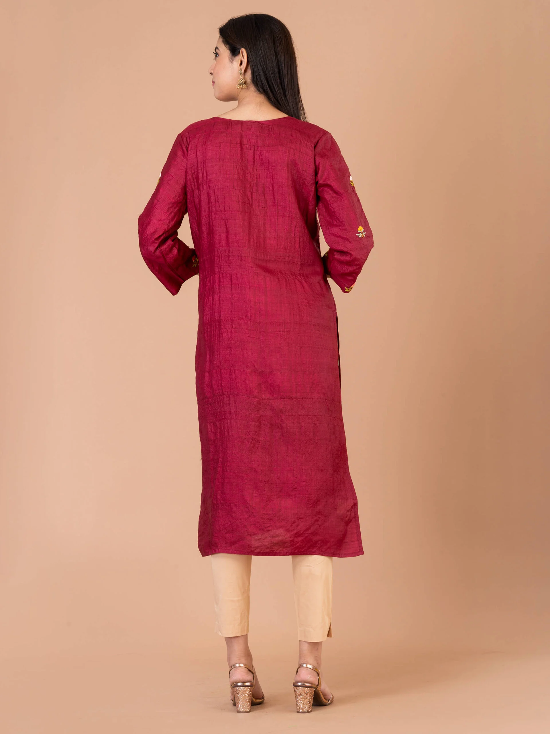 1_0000s_0000_DSC00348-scaled-1.jpg Jalpaibon Women’s Hand Embroidered Tassar Silk Round Neck Kurta (Maroon)