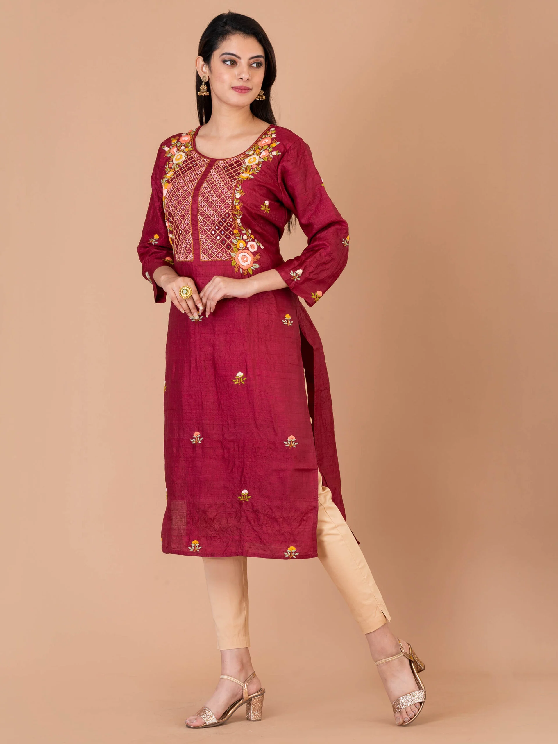 1_0000s_0002_DSC00350-scaled-1.jpg Jalpaibon Women’s Hand Embroidered Tassar Silk Round Neck Kurta (Maroon)