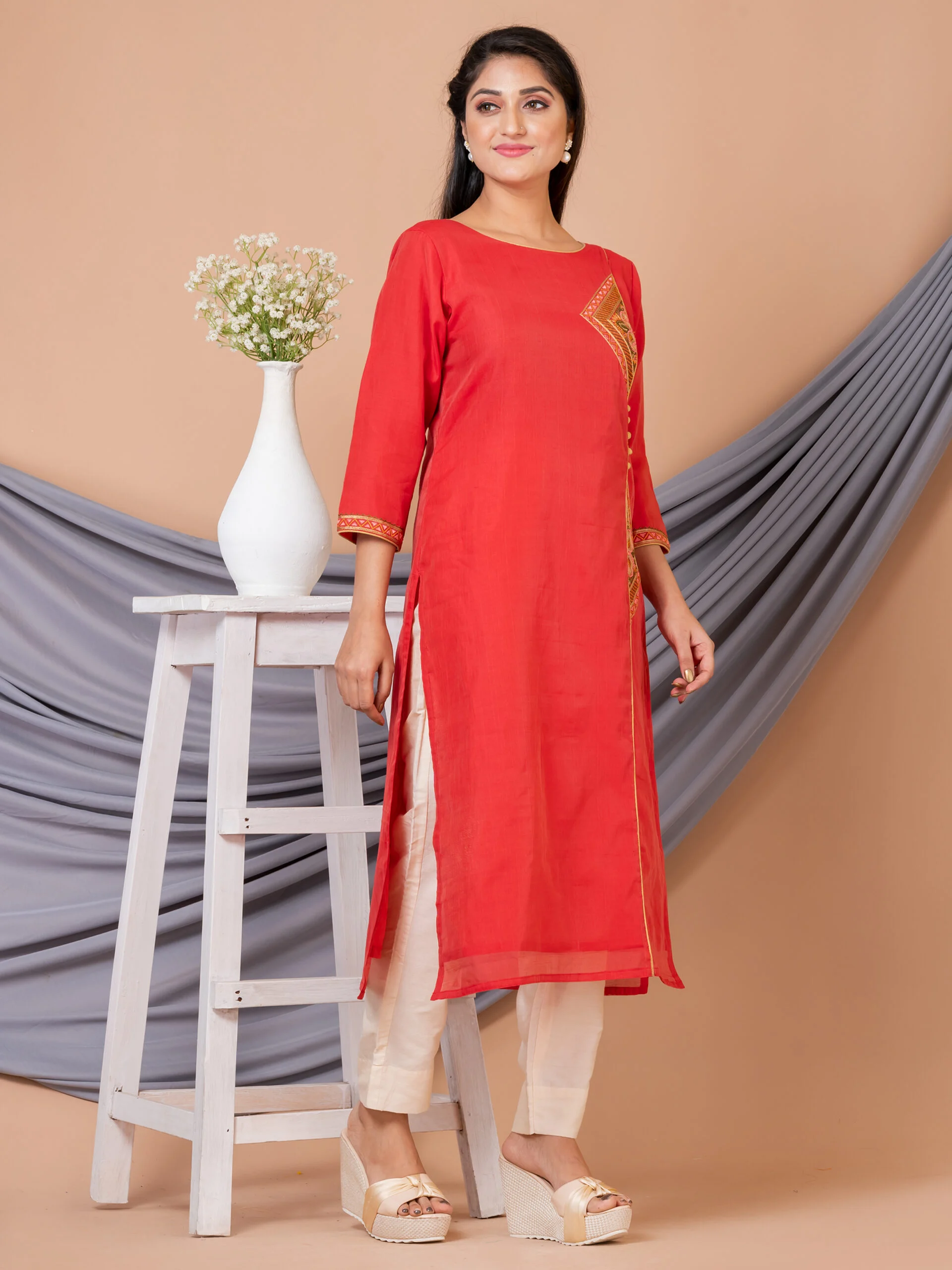 Jalpaibon Women’s Embroidered Cotton Silk Round Neck Long Kurta (Red)