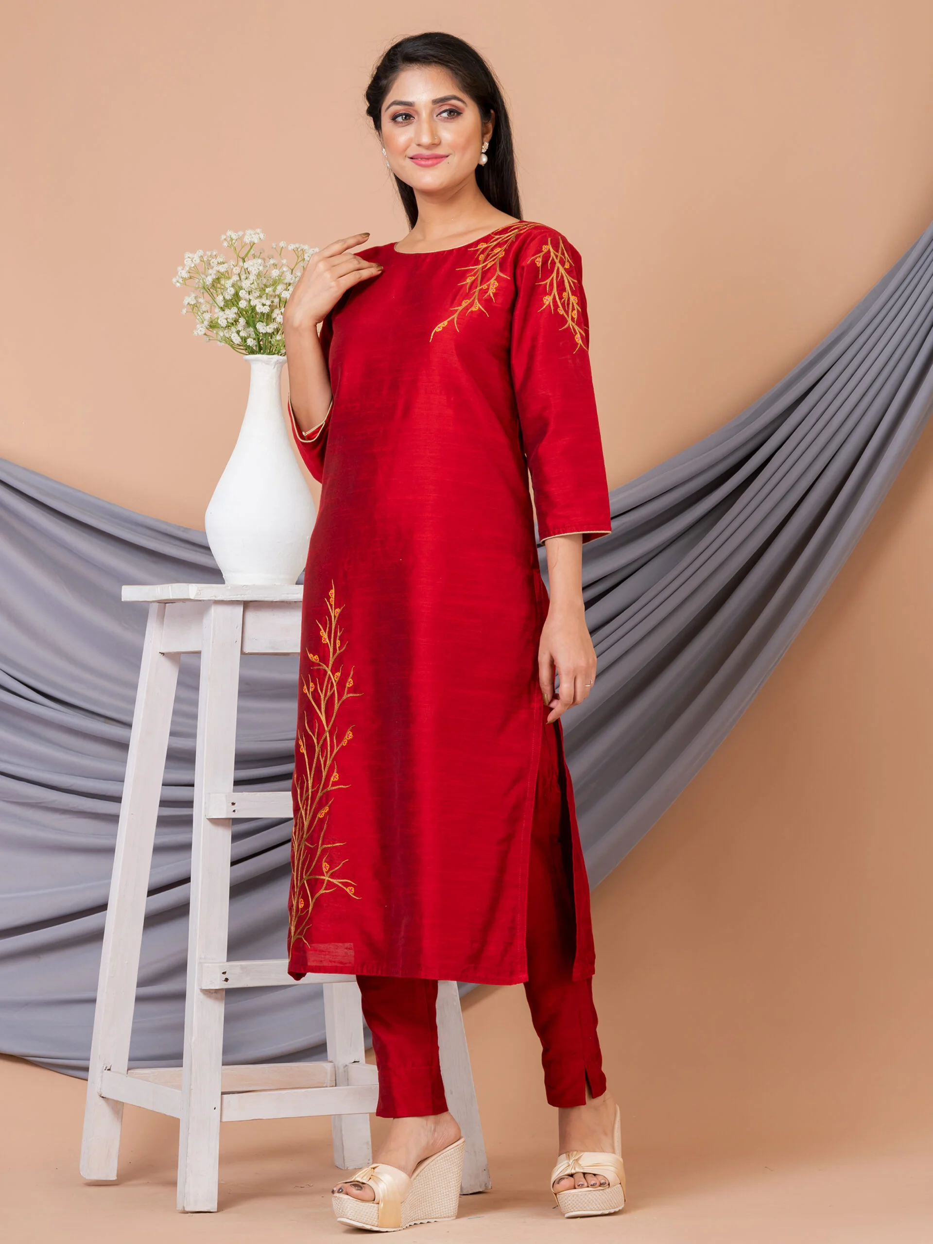1_0002s_0002_DSC06563-scaled-1.jpg Jalpaibon Women’s Hand Embroidered Silk Blend Long Kurta (Red)