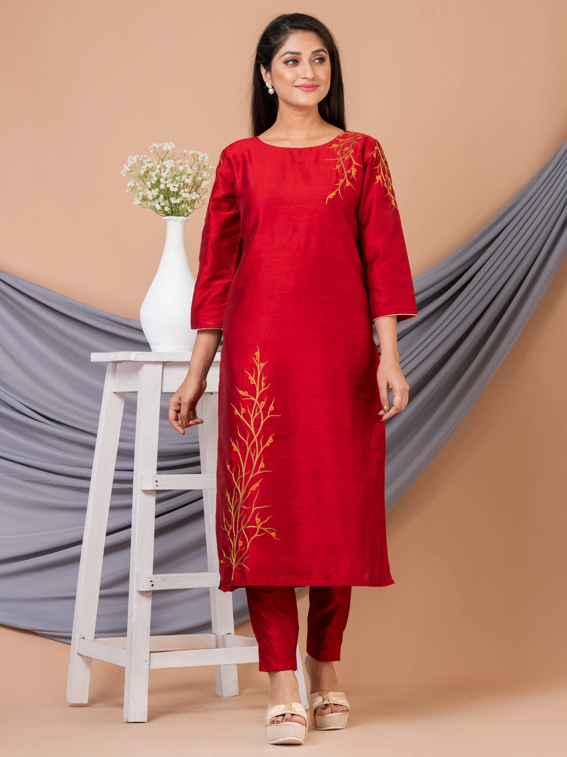 Jalpaibon Women's Hand Embroidered Silk Blend Long Kurta (Red)