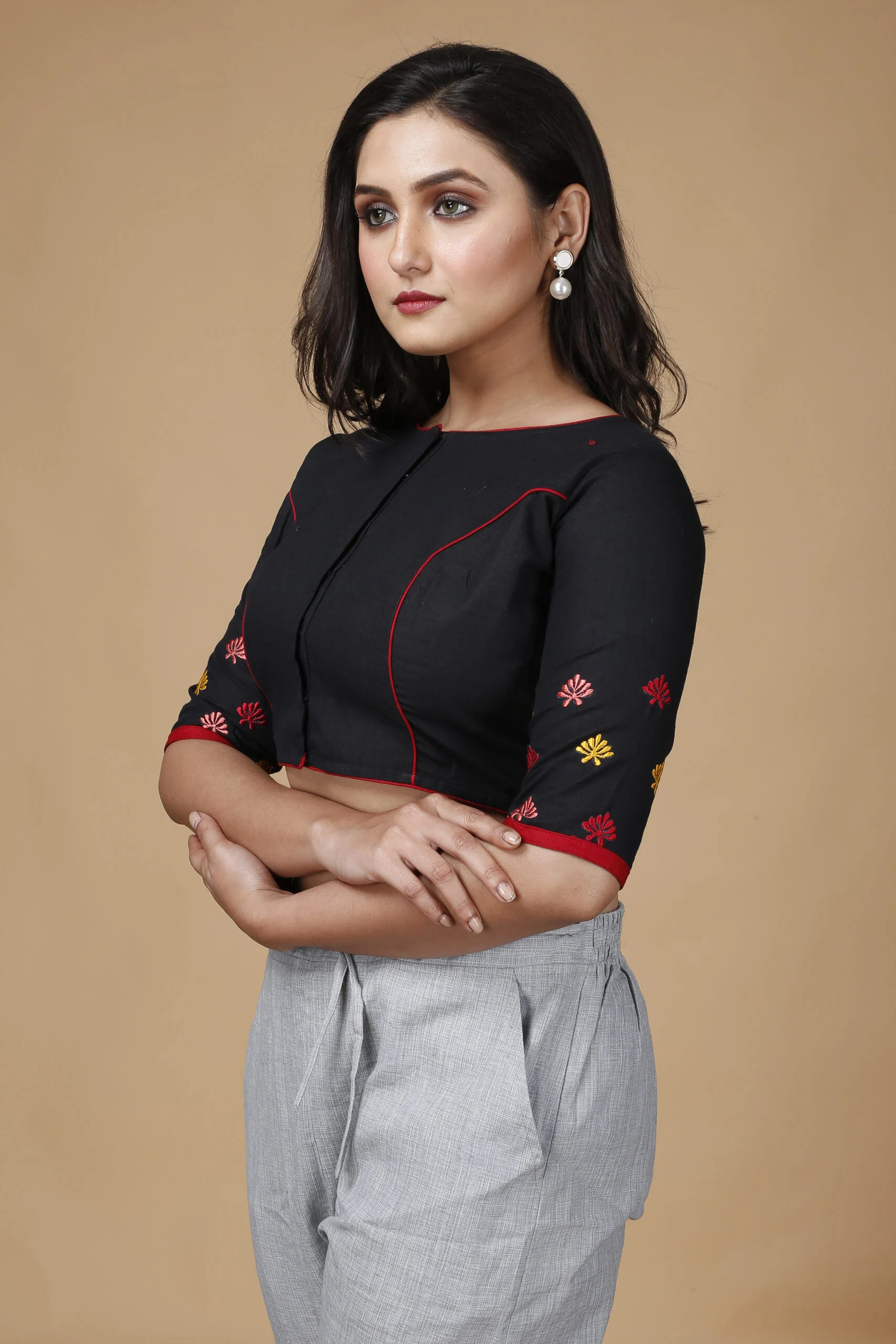 JALPBL-24-02-1373-scaled-1.jpg JALPAIBON Round Neck Cotton Blend Women Short Sleeve Blouse In Black-JALPBL-24-02-137