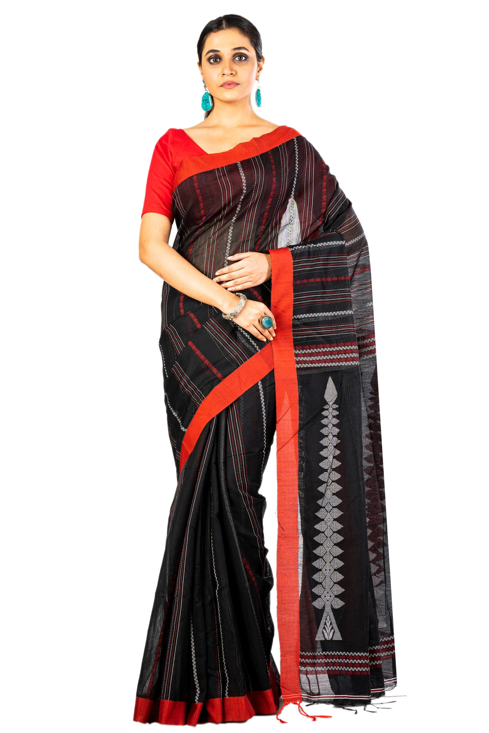 Jalpaibon Woven Black Handloom Silk Cotton Saree