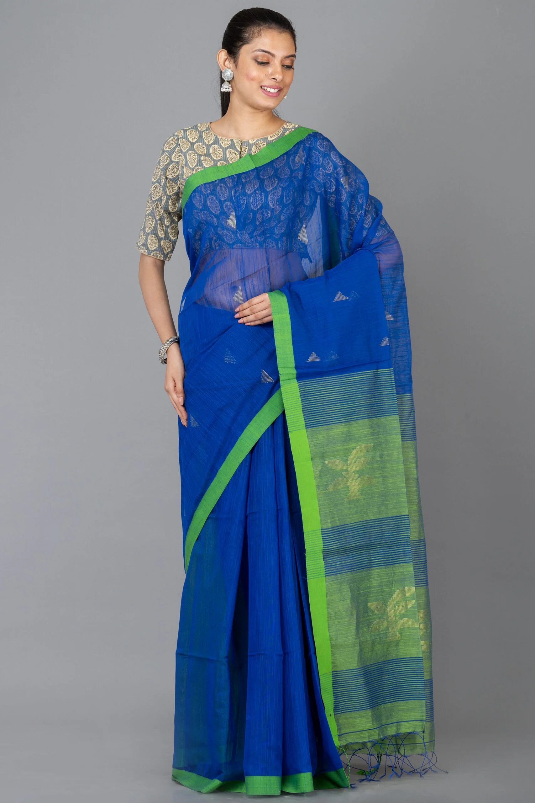 Jalpaibon Woven Green Bordered Blue Cotton Saree