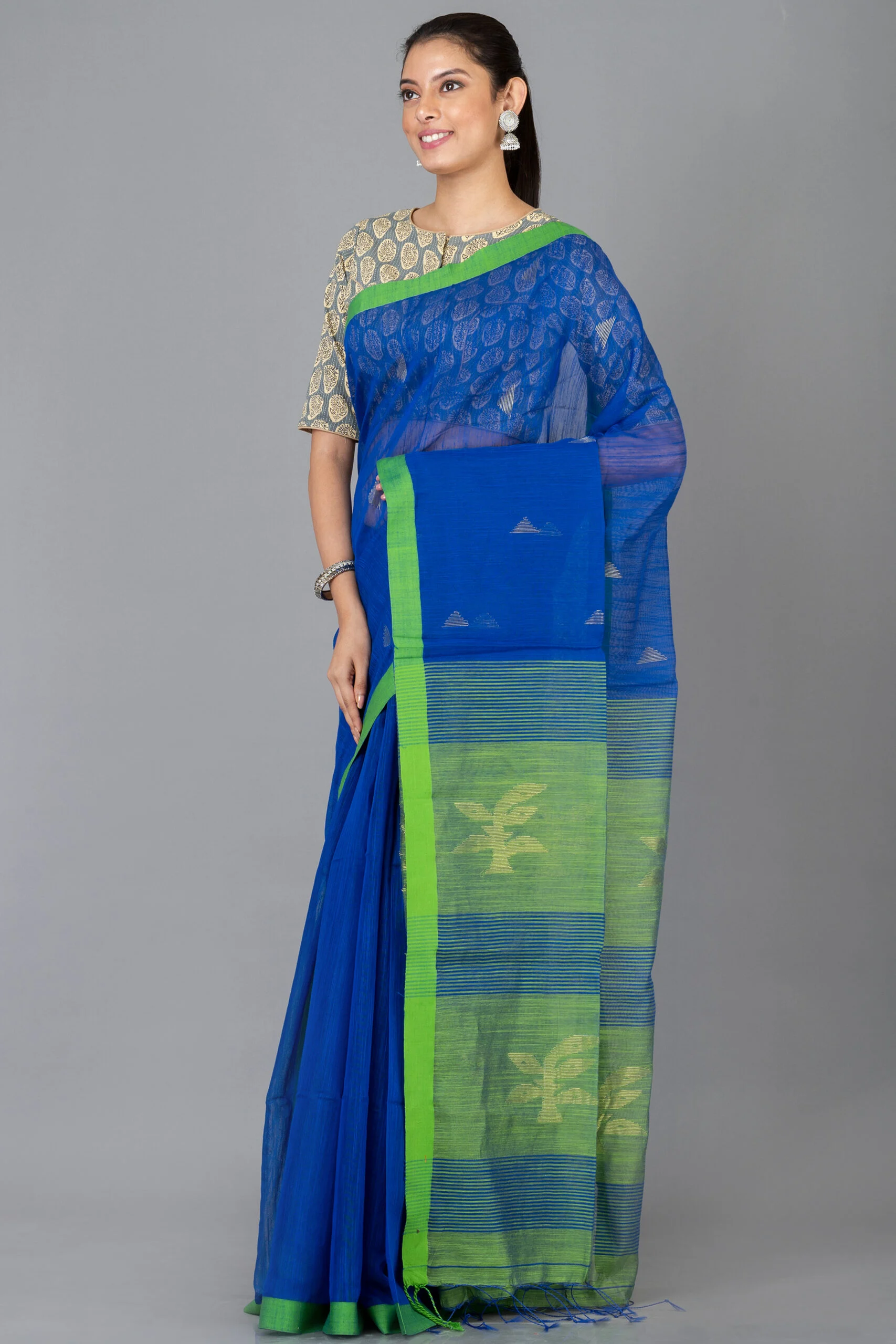 Jalpaibon Woven Green Bordered Blue Cotton Saree