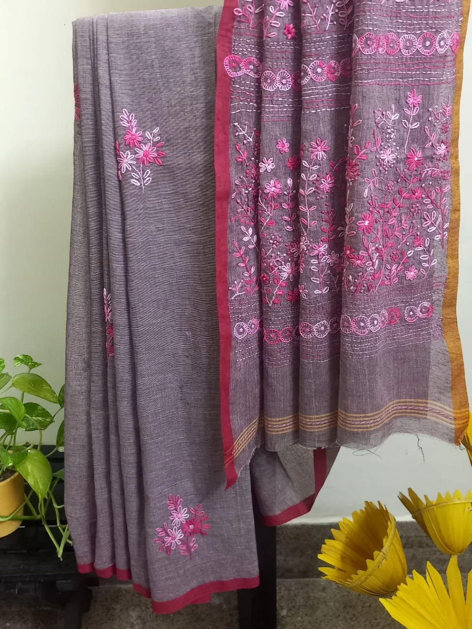 JALPSAR/26/07/11-image-3 Jalpaibon Grey Hand Embroidered Cotton Saree