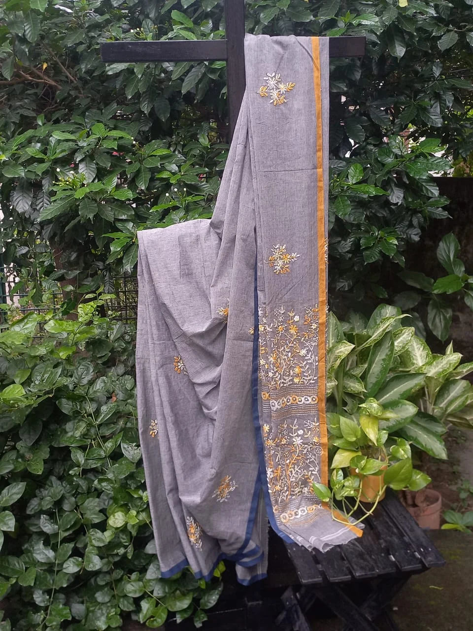 Jalpaibon Grey Hand Embroidered Cotton Saree
