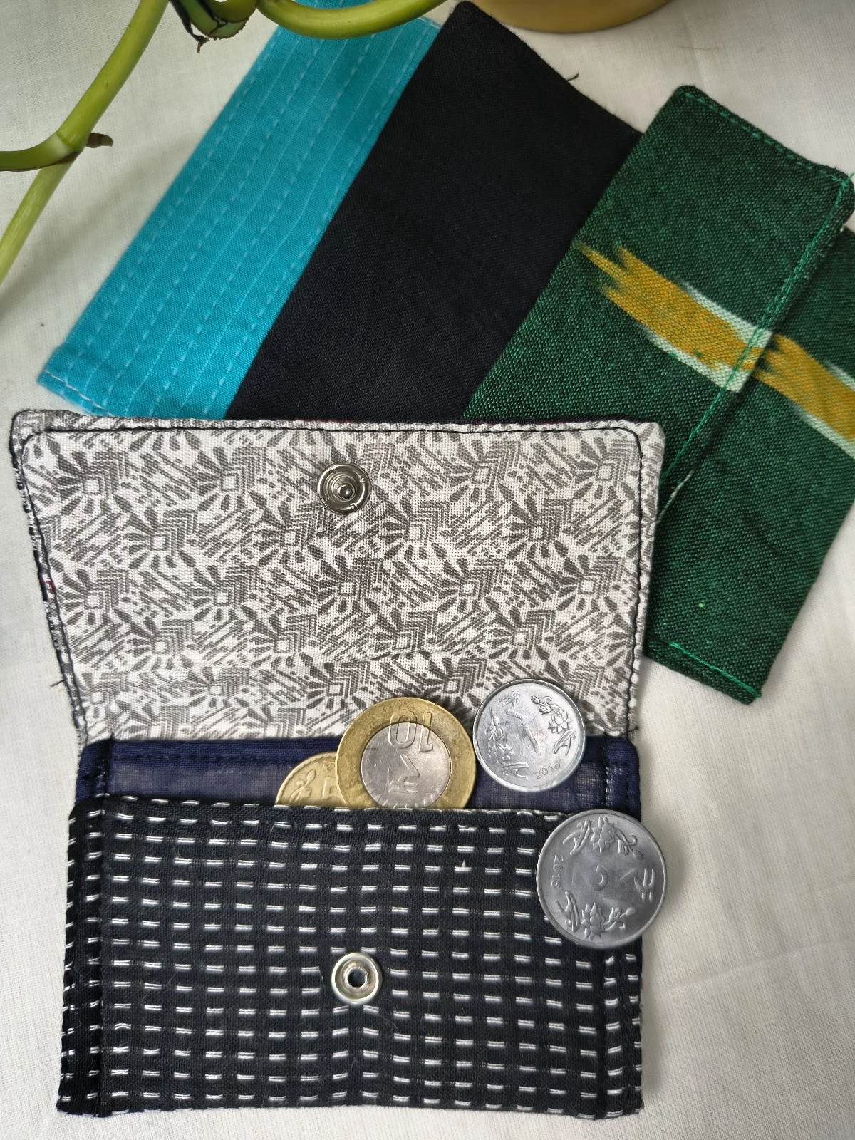 Jalpaibon Card Holder