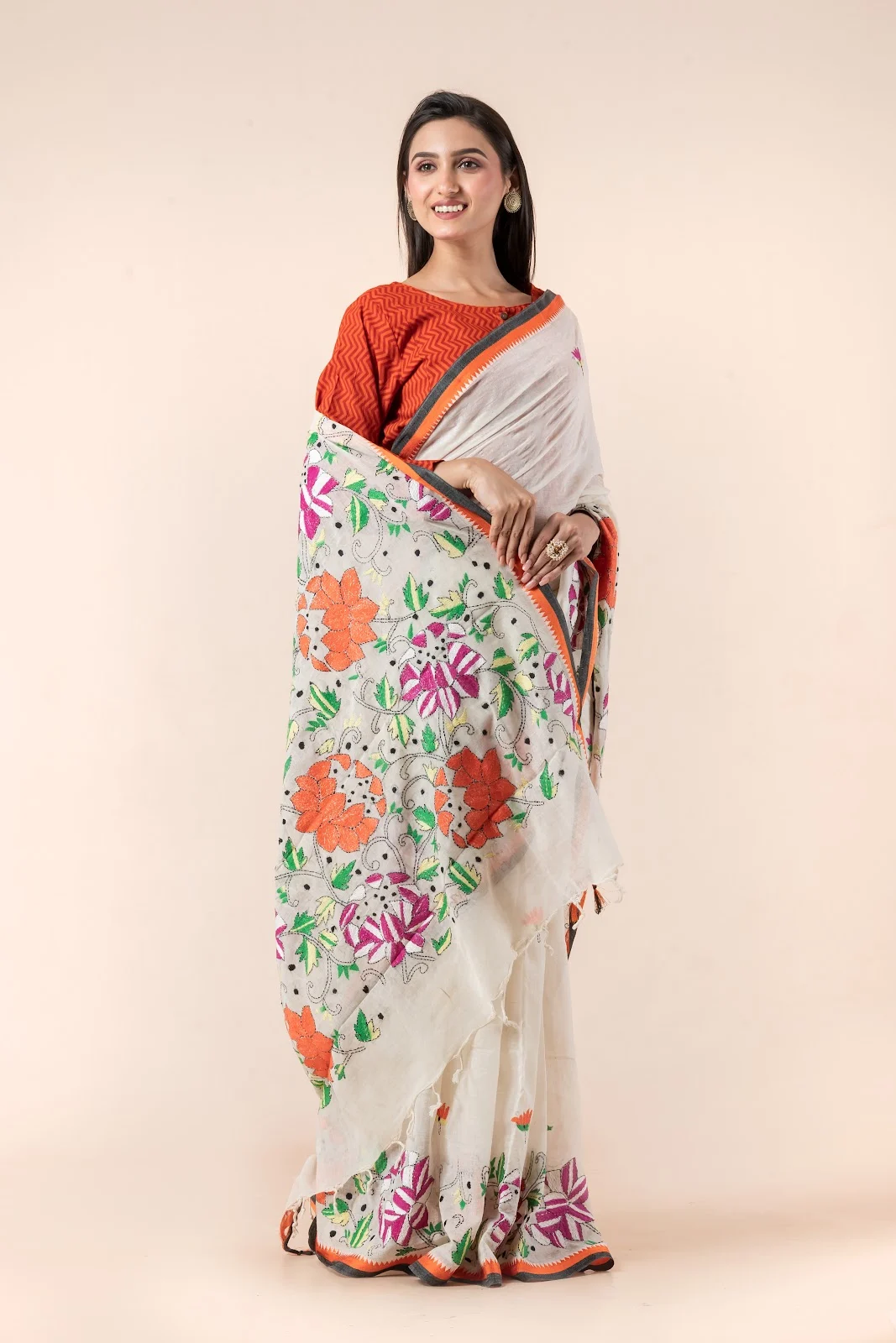 JPSAR 26/03/02-image-2 Jalpaibon Cream Kantha Embroidery Cotton Saree