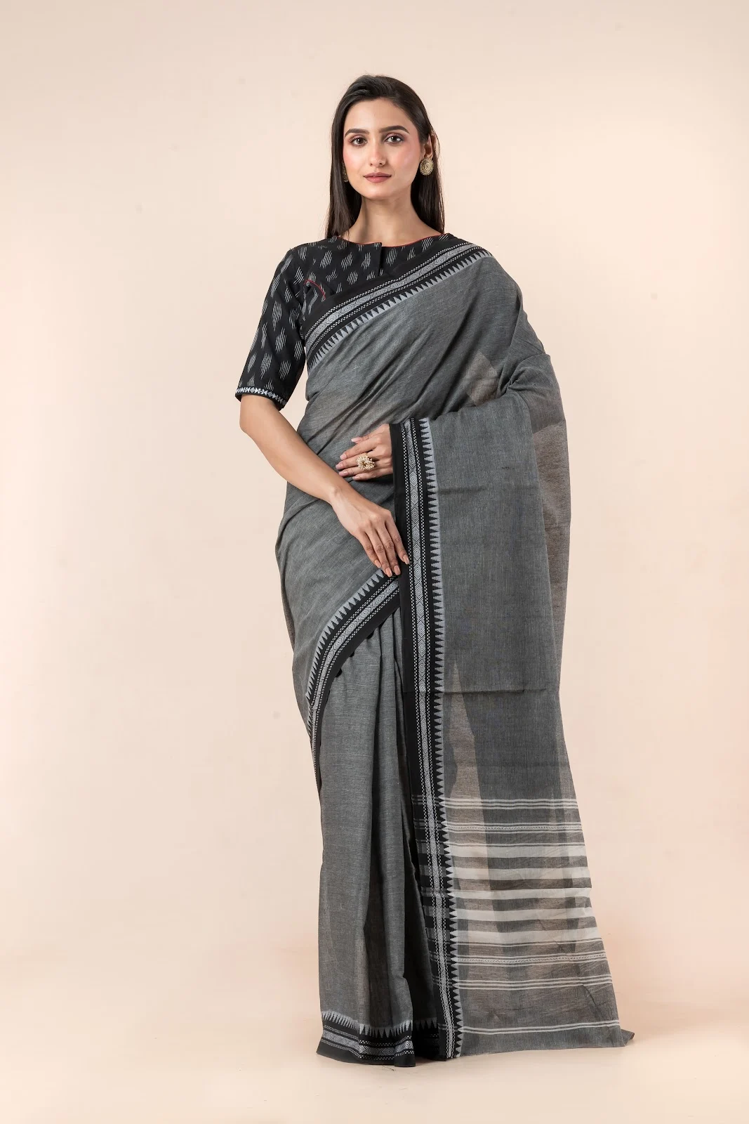 JPSAR 26/03/01-image-3 Jalpaibon Dark Grey Handloom Khadi Saree
