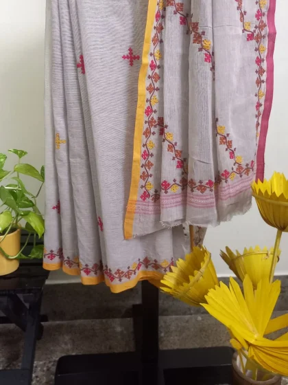 Jalpaibon Light Grey Gujarati Embroidery Cotton Saree