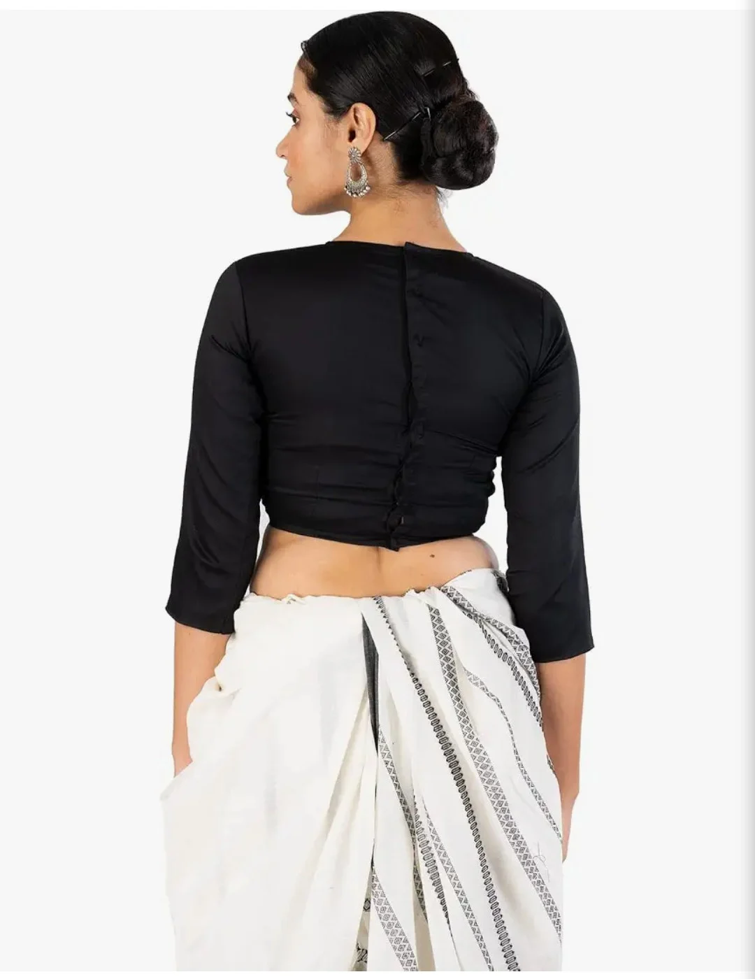Jalpaibon Black Silk Blouse